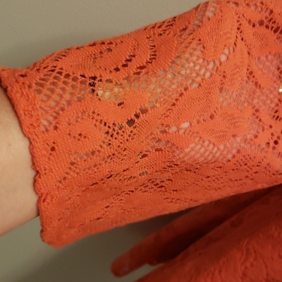 SPY Zone Exchange Cold Shoulder Swing Top Coral Lg - Picture 5 of 8